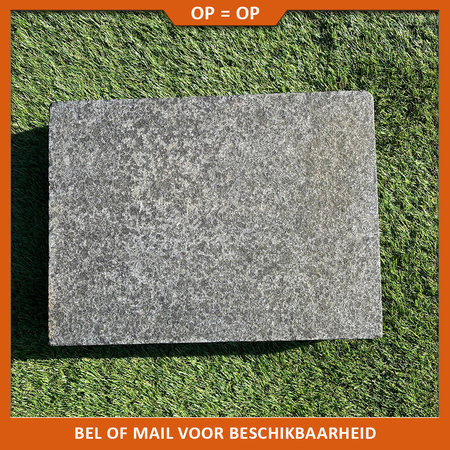 Natuursteenvoordelig Bestrating basalt G684 gevlamd + geborsteld 40x30x8 cm