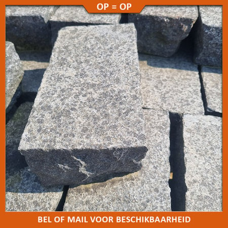 Natuursteenvoordelig Basalt Klinker Gevlamd/geborsteld 24x12x8 cm