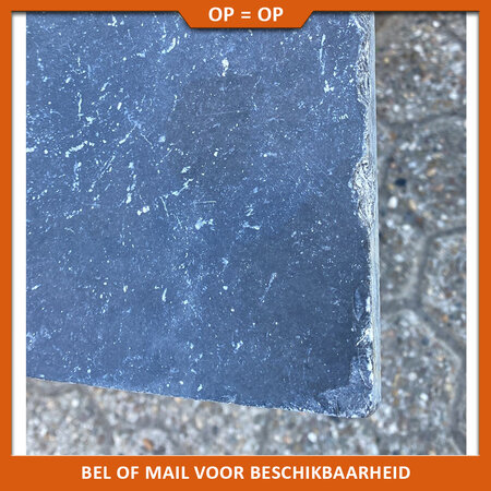 Natuursteenvoordelig Hardsteen tegel gezoet + getrommeld 56x56x1,5 cm