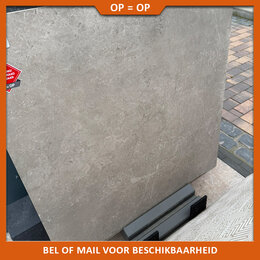 Natuursteenvoordelig Keramische tuintegel Pietra Warm Grey 90x90x5 cm