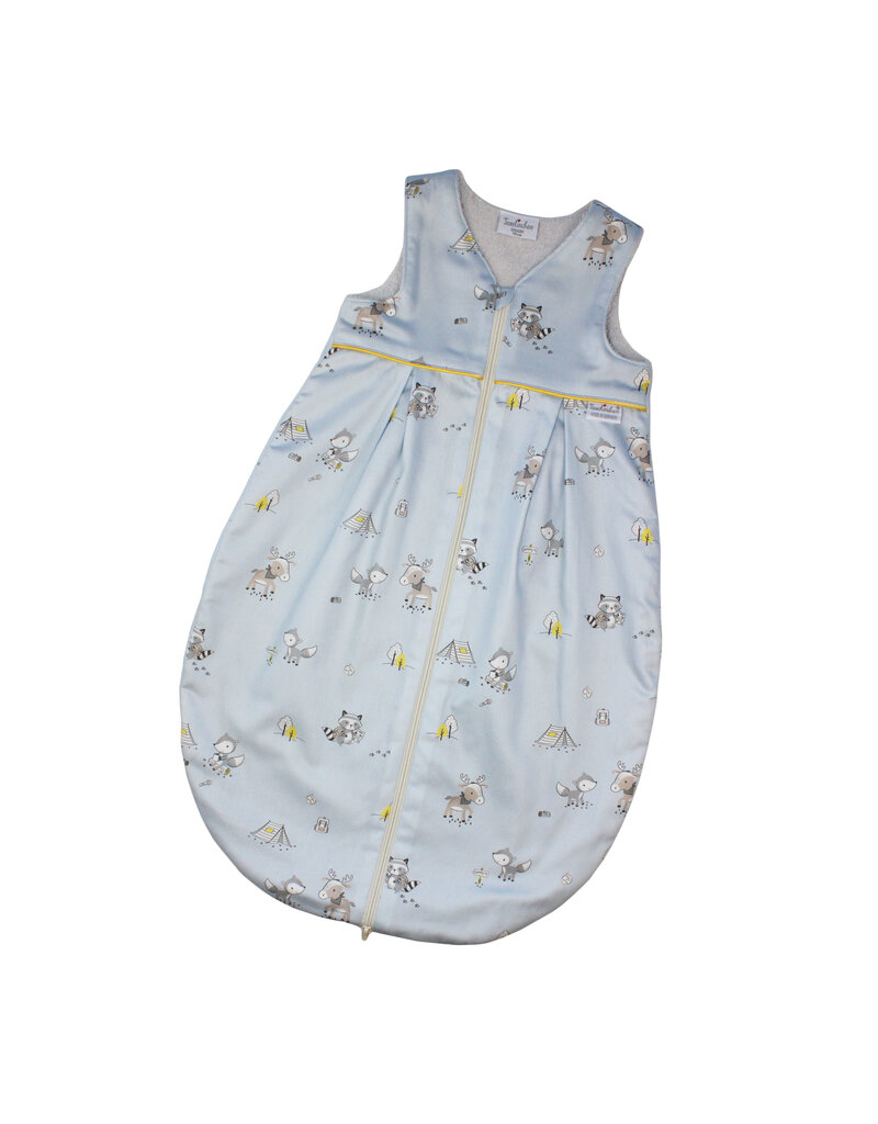 Tavolinchen Frottierschlafsack "Camping Freunde " – Abenteuerlicher Babyschlafsack mit Wald- und Zeltmotiven für kleine Entdecker
