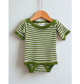 TAVO Farbenfroher Baby-Strickstrampler (kurz)