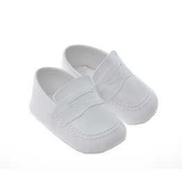 Babyschuhe im klassischen Loafer-Stil