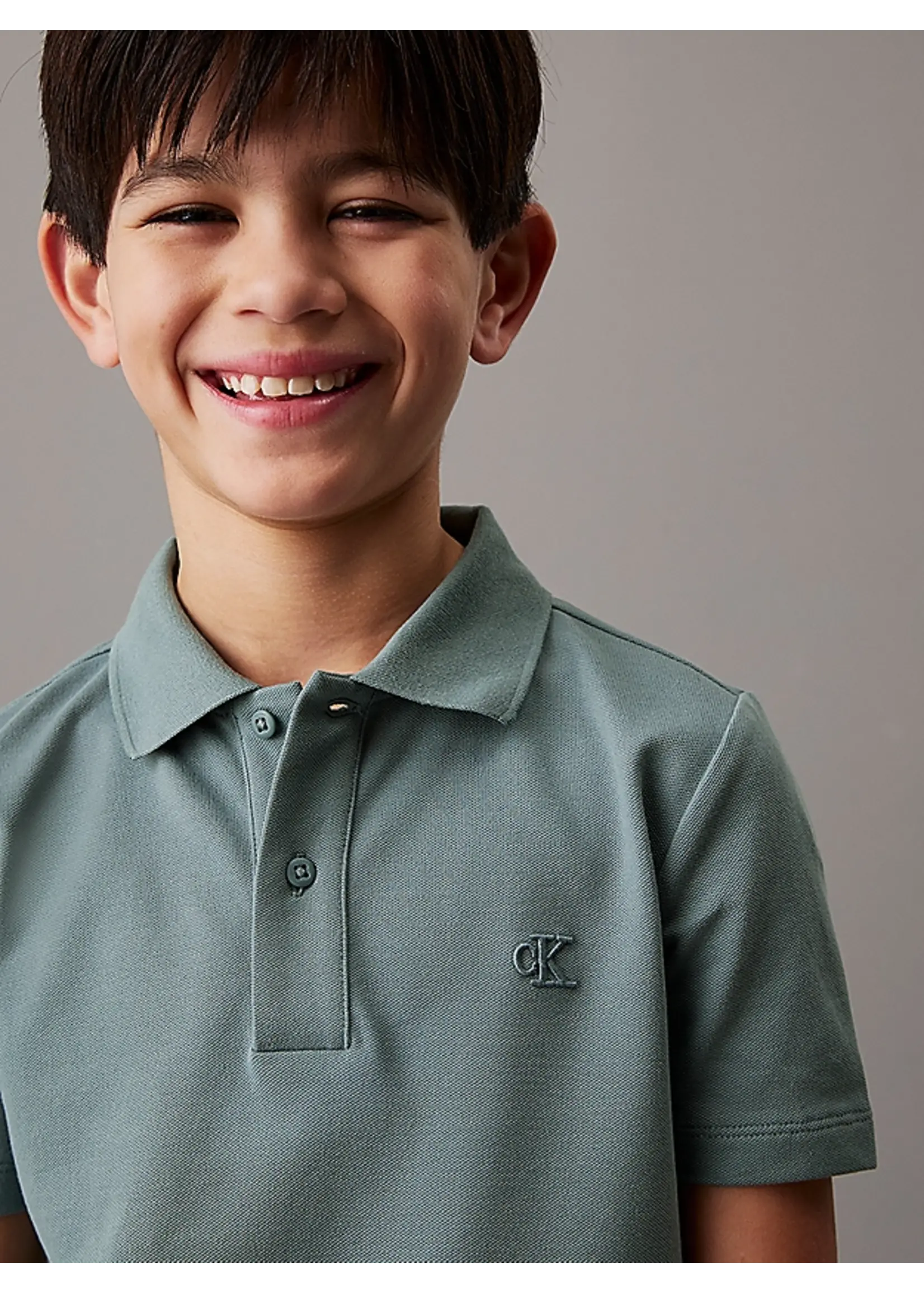 Calvin Klein Polo IB0IB02486CKM - ESSENTIAL SS REG. POLO - groen