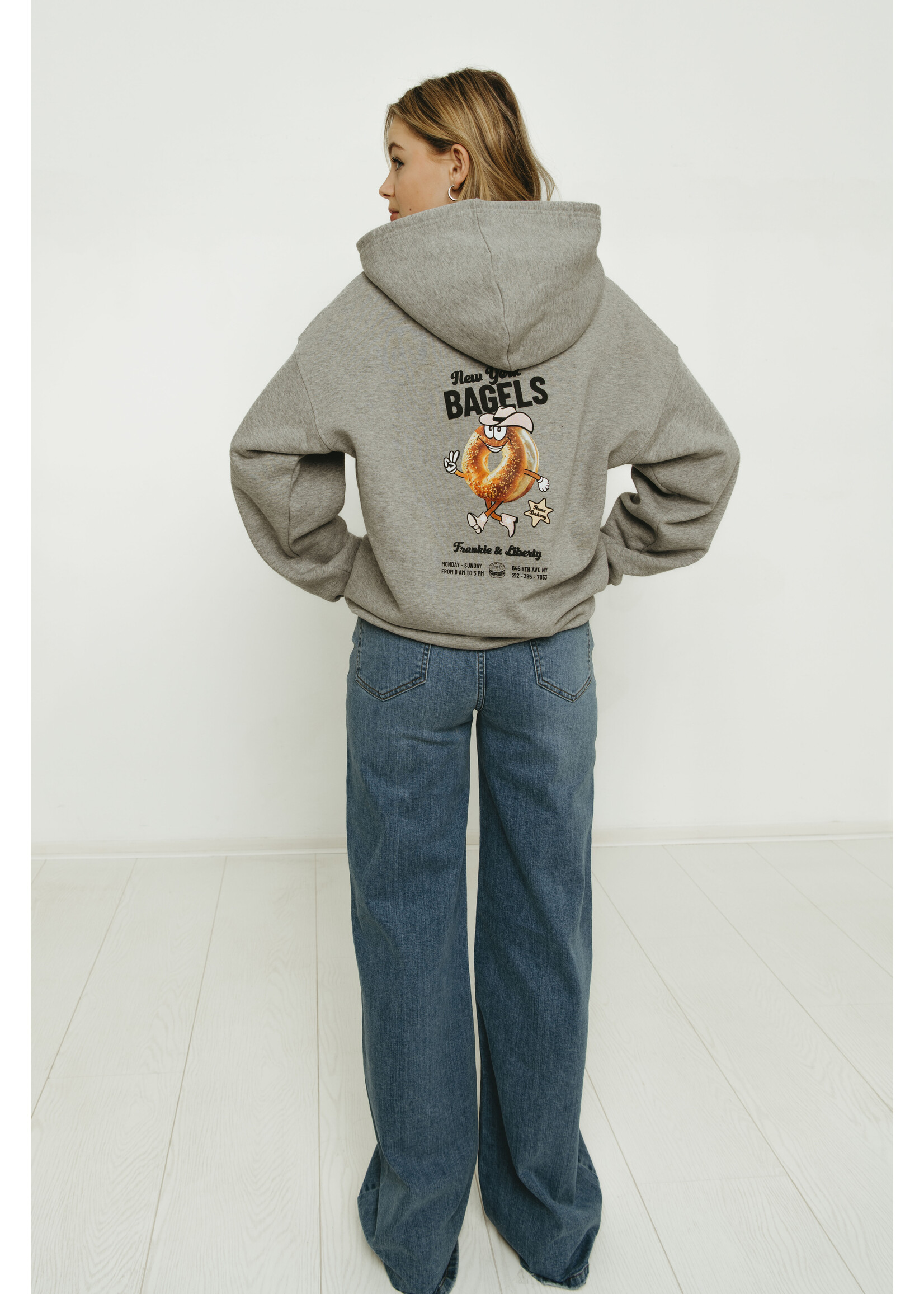 Frankie & Liberty Hoodie Taissa Bagel - lichtgrijs
