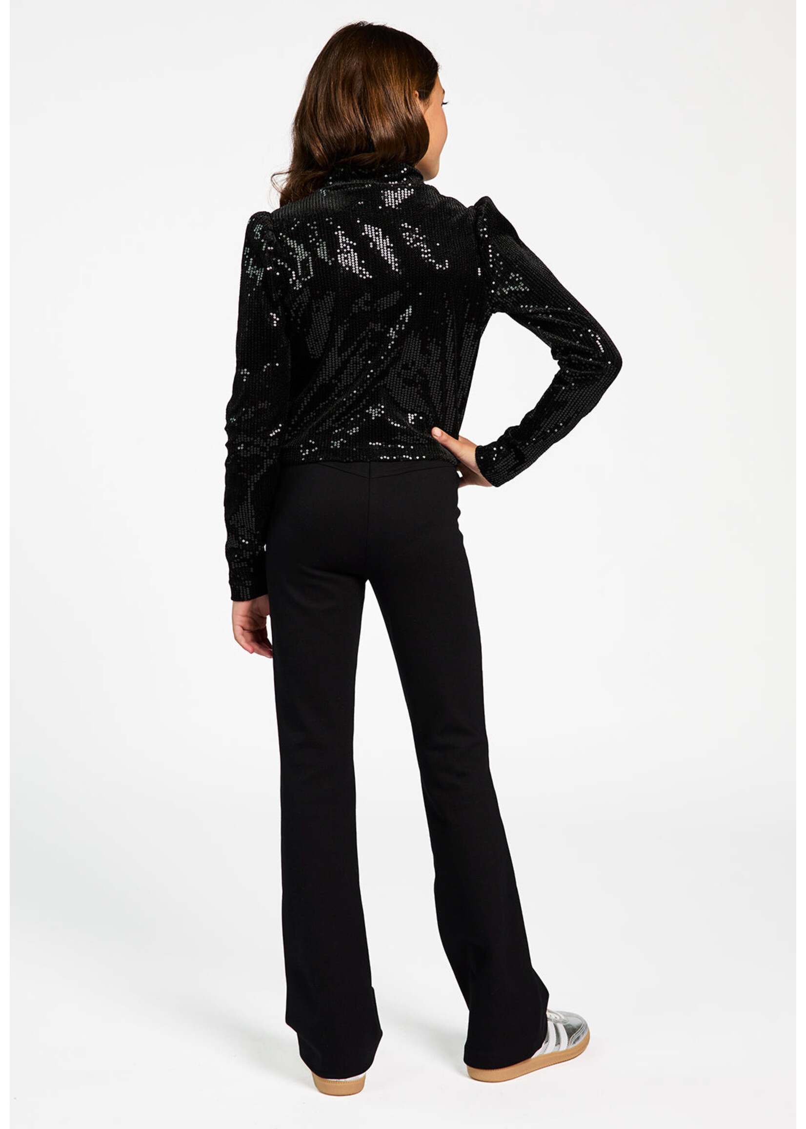 AI&KO Top Ivona cropped - zwart