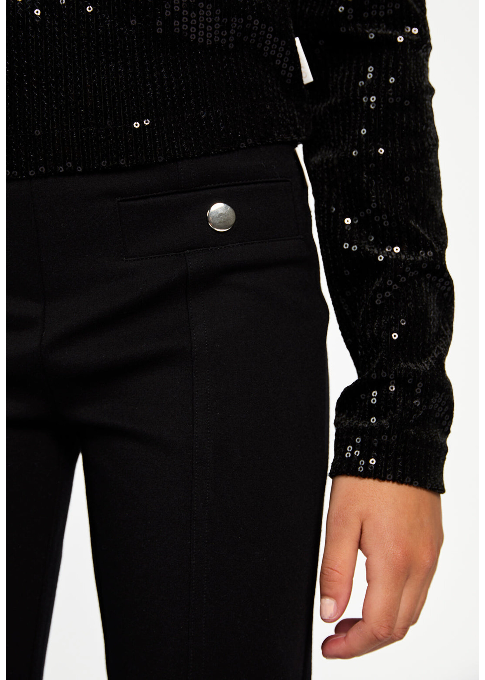 AAIKO Top Ivona cropped - zwart