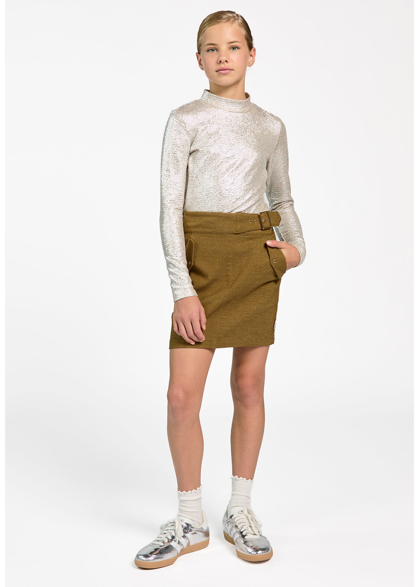 AI&KO Top Zera cropped - zilver