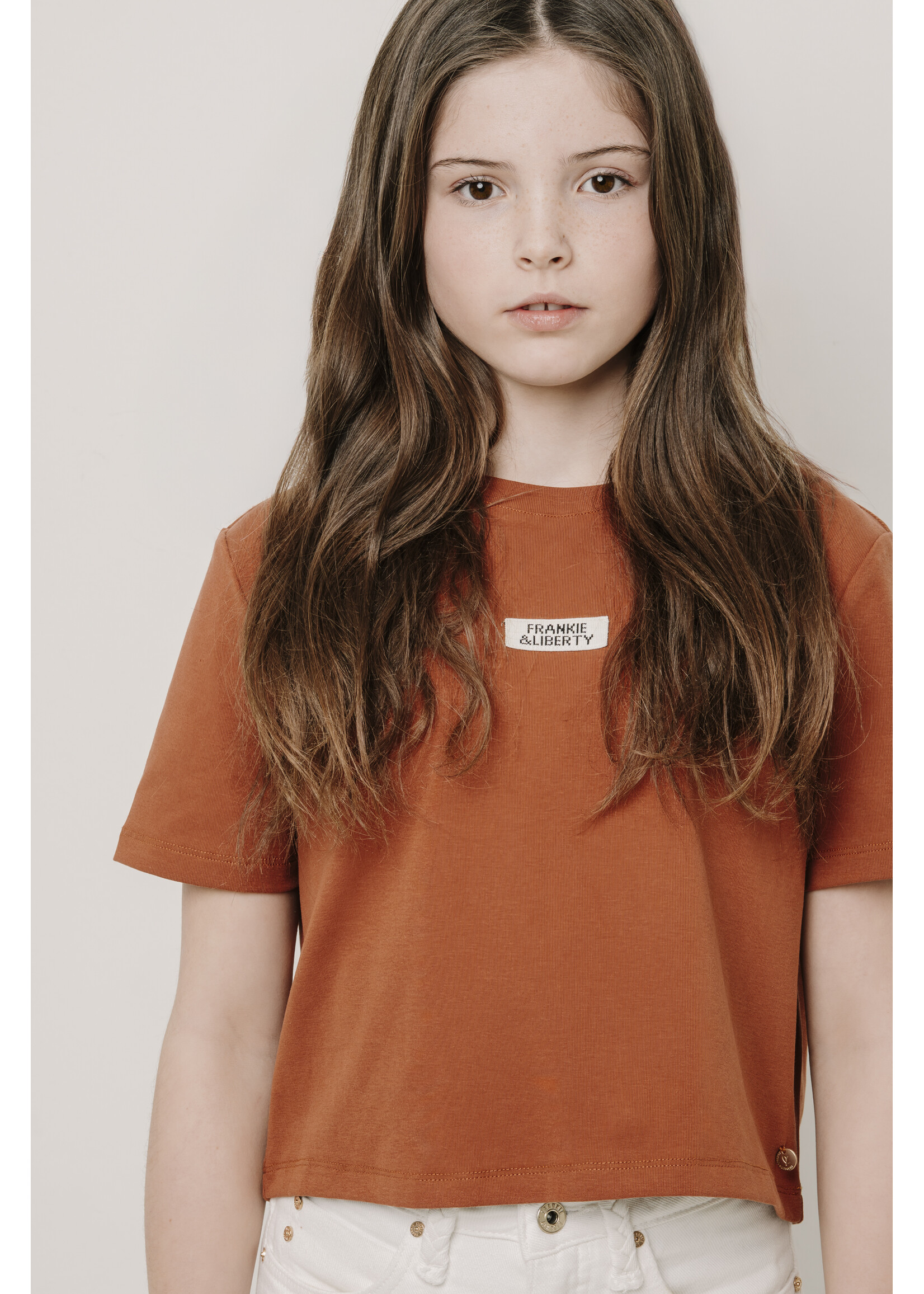 Frankie & Liberty T-shirt cropped Veltina  FL26105 - bruin
