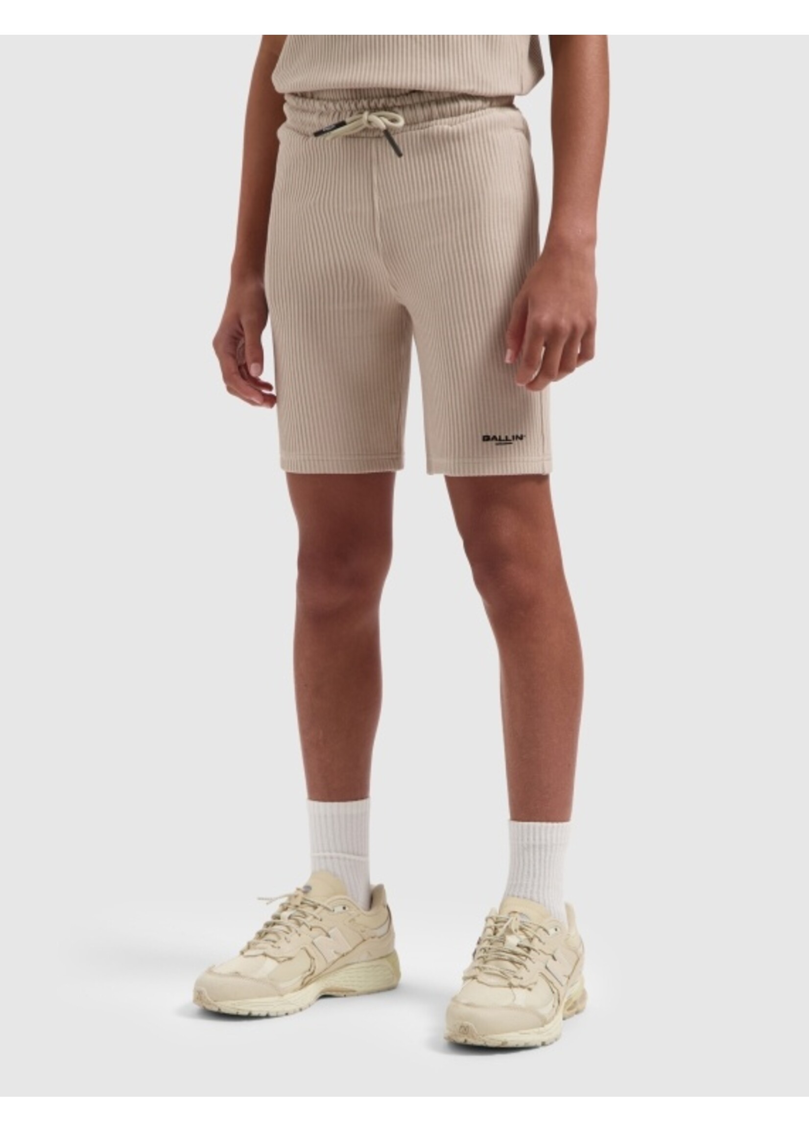 Ballin Short Vertical Stripes 26017544 - Taupe