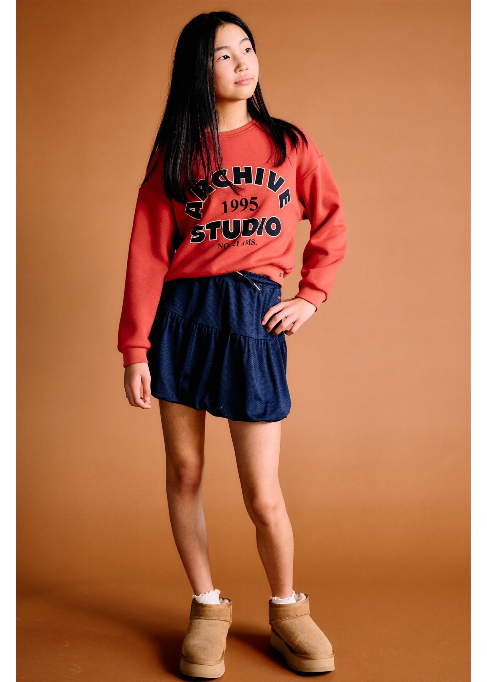 Nobell Sweater 3300 Kim Fluffy Sweater Archive Studio Print - bruin