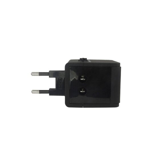 Travel Plug With USB