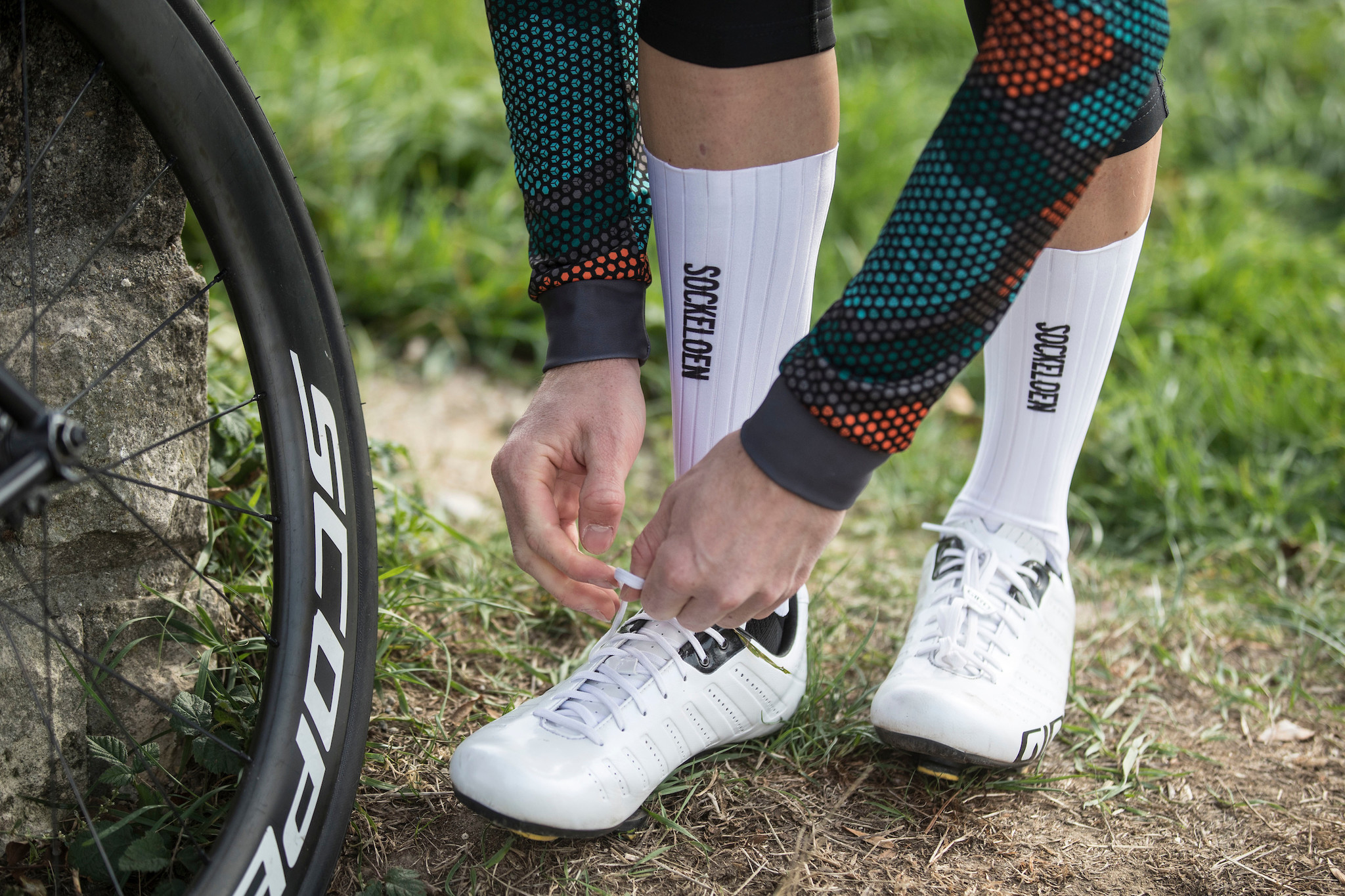 best aero cycling socks on the market 