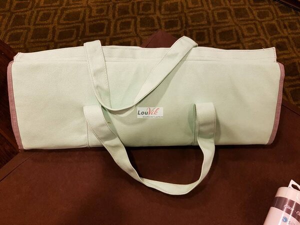 Silhouette Cameo 1 - 2 Light Tote - Green Silhouette Cameo 1 - 2 Light Tote - Green