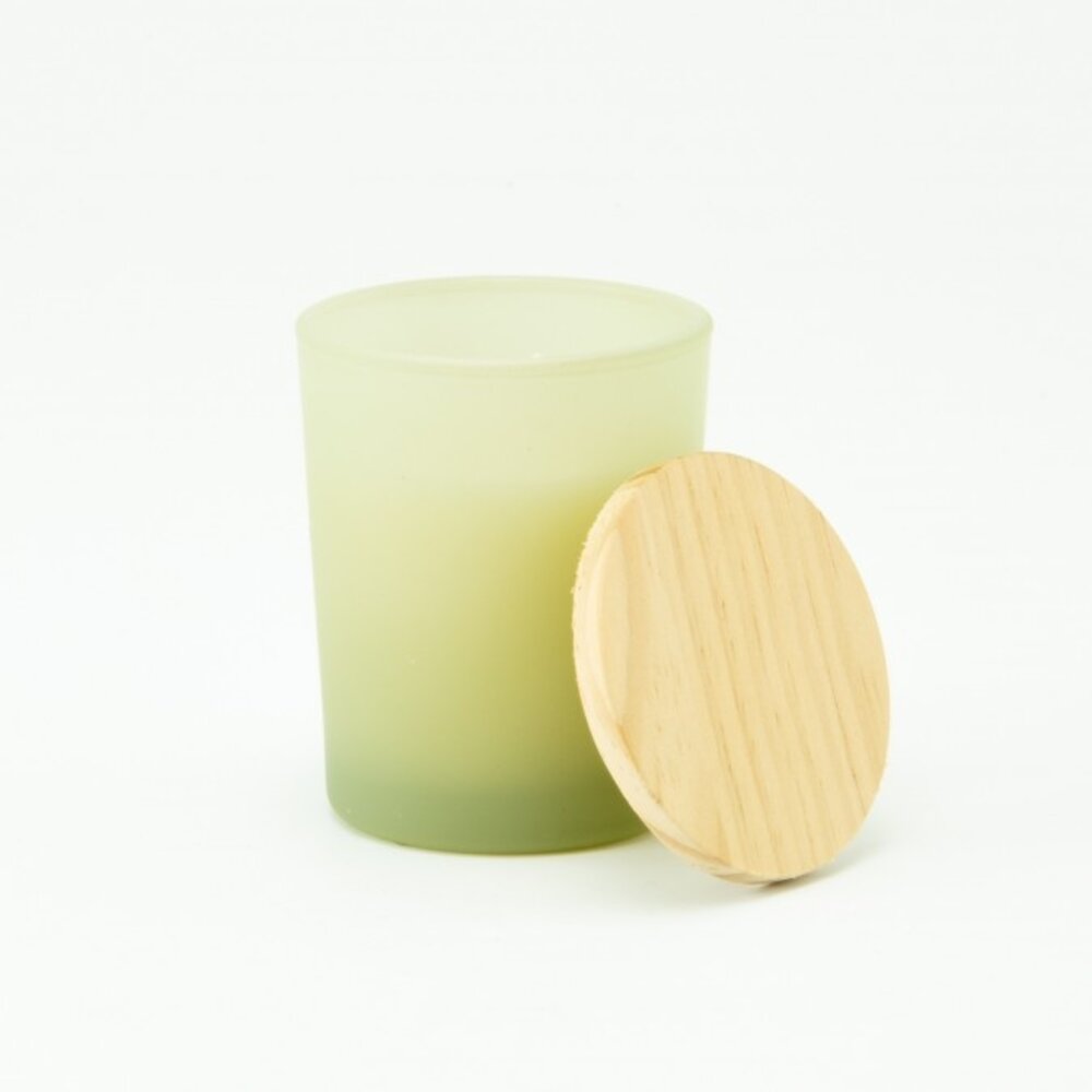Geurkaarsje Met Houten Deksel - Frosted Zijdegroen Geurkaarsje Met Houten Deksel - Frosted Zijdegroen