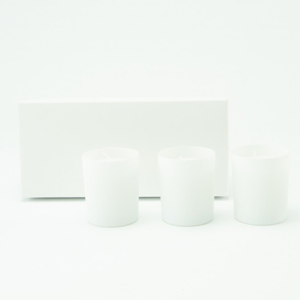 Luxegiftbox Set Van 3 Geurkaarsen - Wit Luxegiftbox Set Van 3 Geurkaarsen - Wit