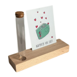Houten kaartenhouder MET proefbuisje Houten kaartenhouder MET proefbuisje