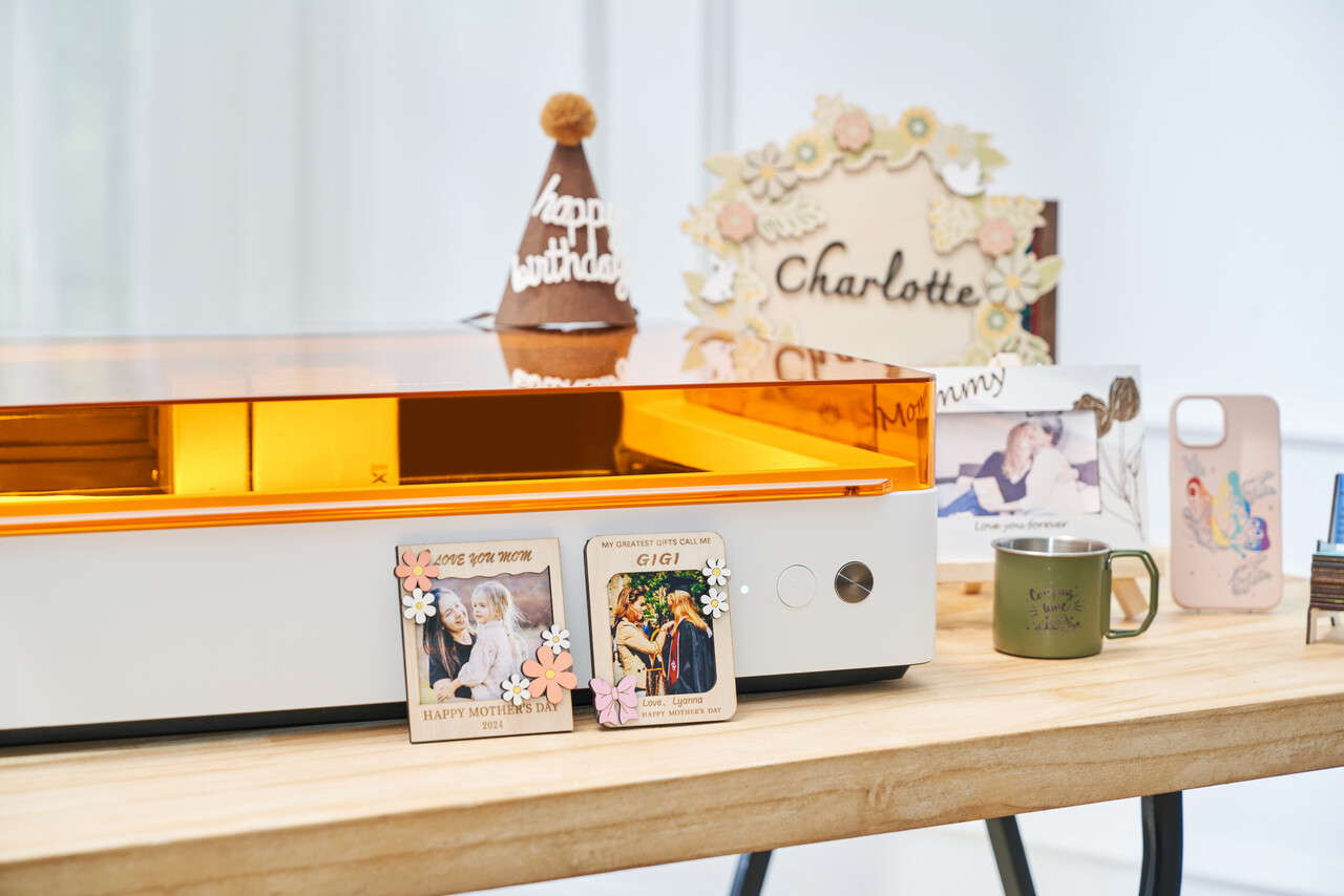 xTool M1 10W Ultra Advanced Bundle xTool M1 10W Ultra Advanced Bundle