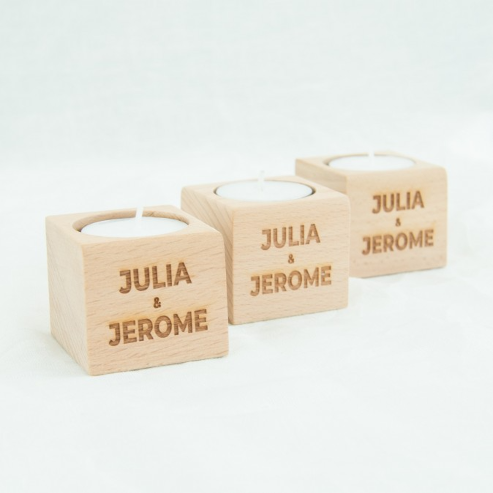 Houten theelichthouder - vierkant Houten theelichthouder - vierkant