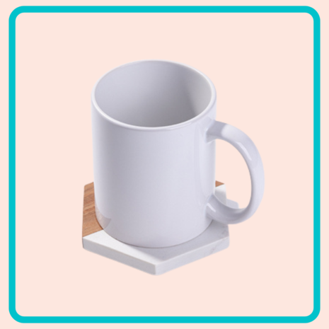 Set van 4 zeshoekige onderzetters van marmer en acaciahout