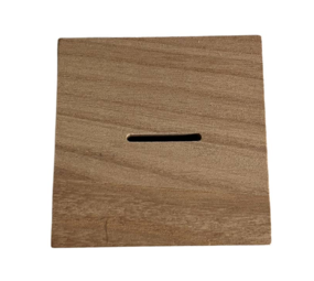 Houten spaarpot – kubus Houten spaarpot – kubus