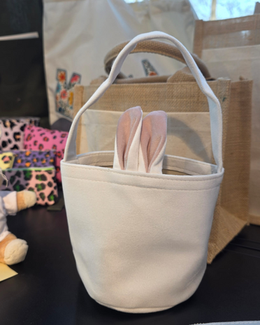 Fluwelen Paasmandje (verschillende kleuren)