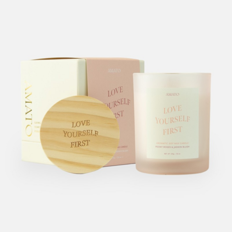 Geurkaars 'love yourself first' Geurkaars 'love yourself first'