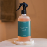 Roomspray 'good vibes only'