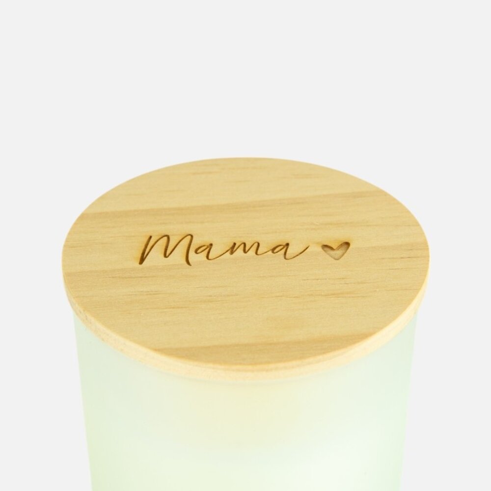 Geurkaars met houten deksel frosted wit - 'mama' Geurkaars met houten deksel frosted wit - 'mama'