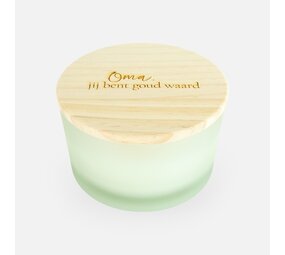 Luxe geurkaars laag frosted wit met houten deksel - 'oma, jij bent goud waard'