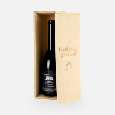 Houten wijnkist met schuifdeksel - 'Good wine, good time' Houten wijnkist met schuifdeksel - 'Good wine, good time'