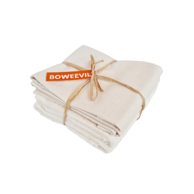 Set of 2 tea towels and 2 kitchen towels