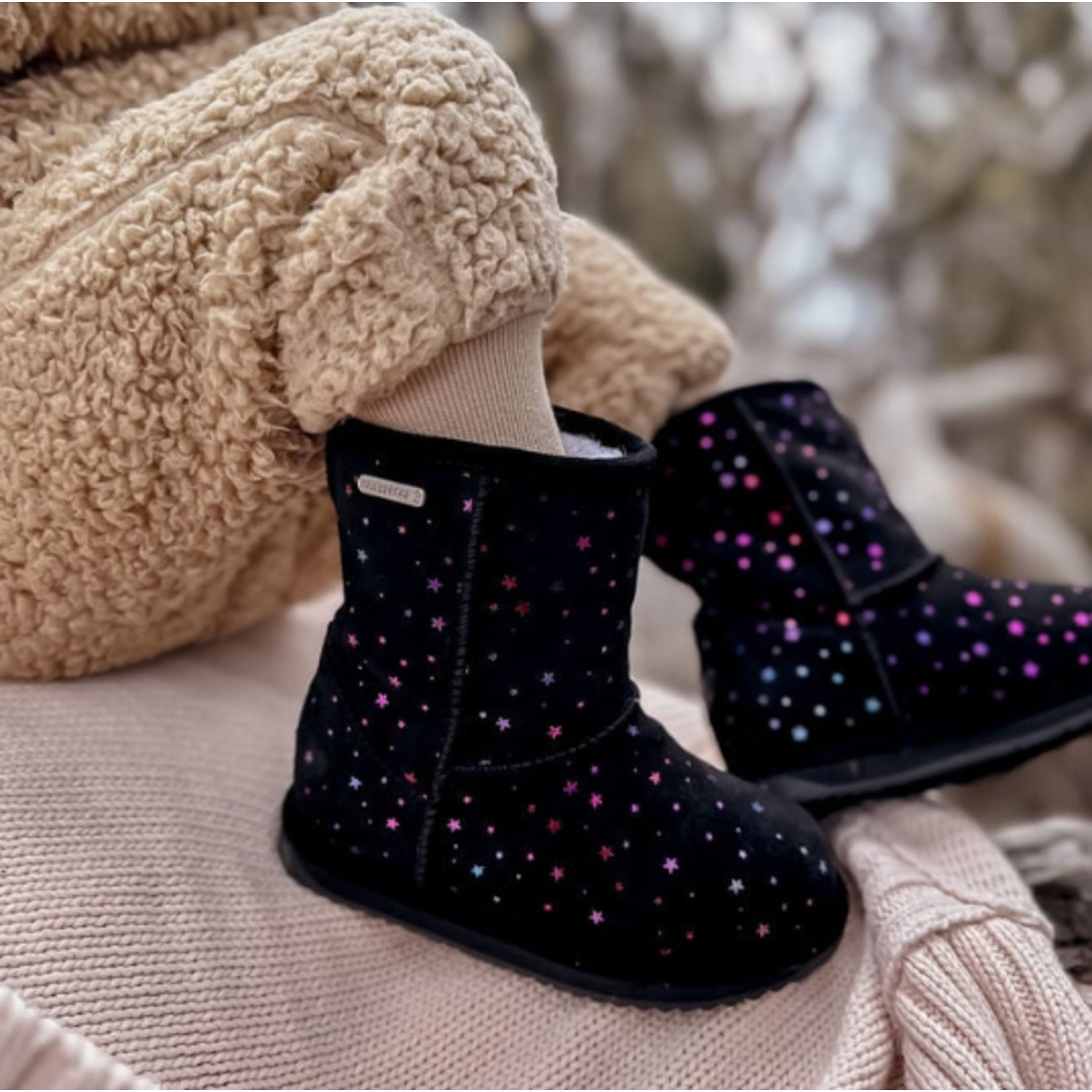 SPARKLE BRUMBY Black