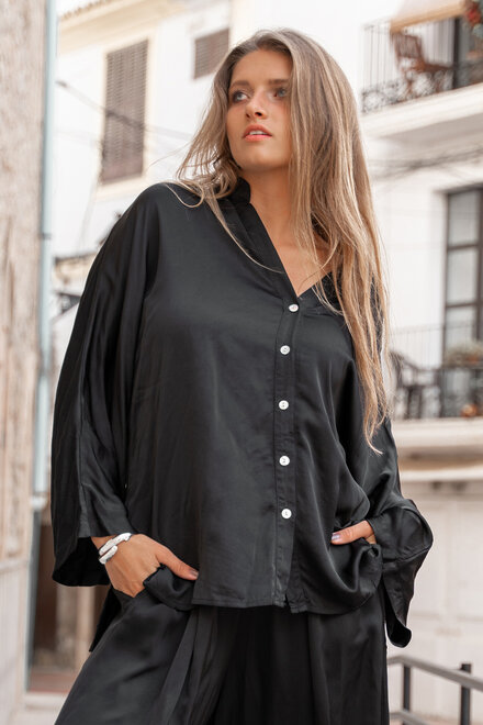 Blusa Seda Negra