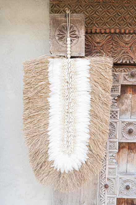 Walldecor Off White Feather