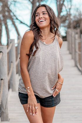 Top sin mangas Lilian Taupe