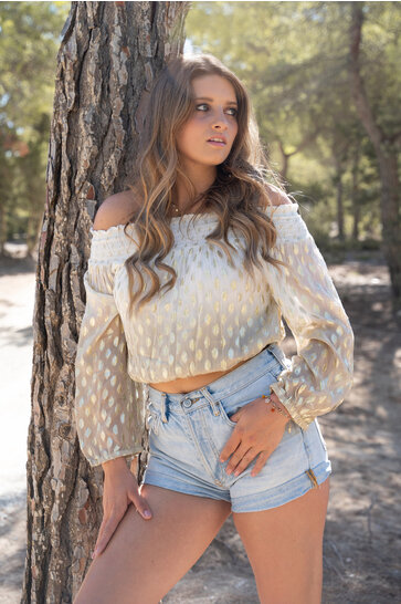 Top con hombros descubiertos Goldy Leaf Marfil