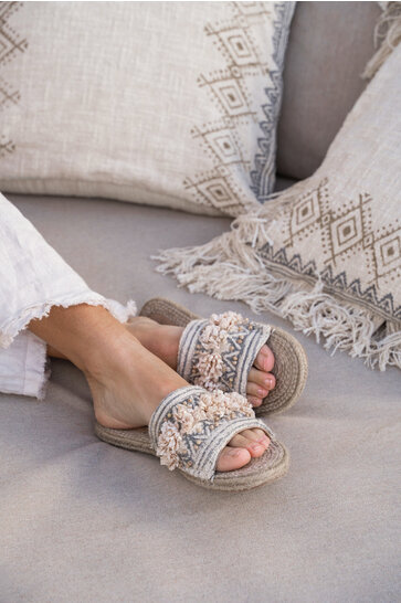 Chaussons Resort Pompon Naturel