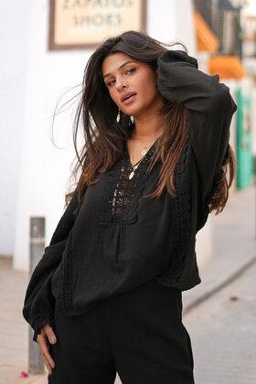 Blouse Encaje Black