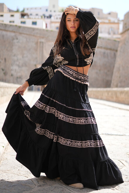 Top de mangas abullonadas Espanola Negro