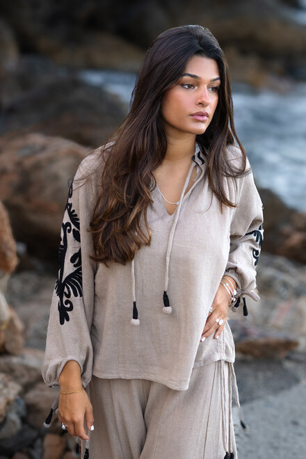 Embroidery Blouse Esthetica Taupe