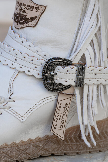 El Vaquero x ibzmode Arya White