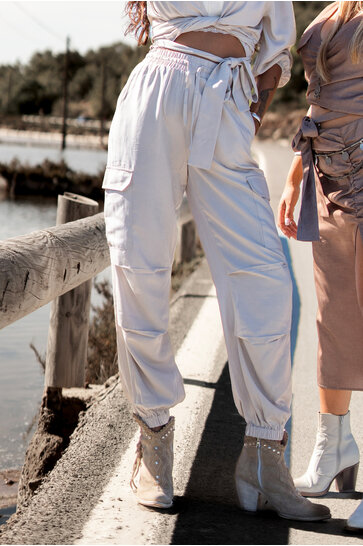Alyssa Cargo Pants Ecru