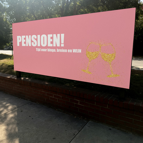 pensioen tijd voor bingo, breien en wijnen pensioen tijd voor bingo, breien en wijnen