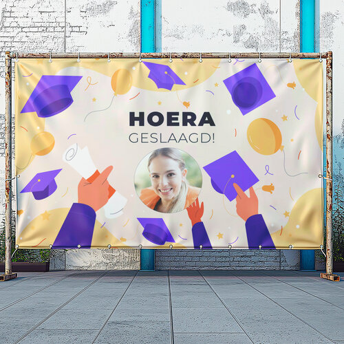 Hoera geslaagd in de klassieke stijl met aanpasbare foto spandoek Hoera geslaagd in de klassieke stijl met aanpasbare foto spandoek