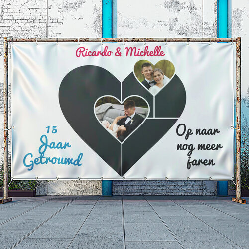 Spandoek getrouwd in de vorm van een hart aanpasbaar met eigen foto en tekst ideaal voor een jubileum