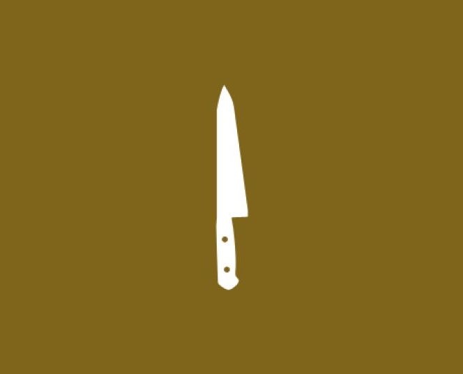 Knives and kitchen accessories