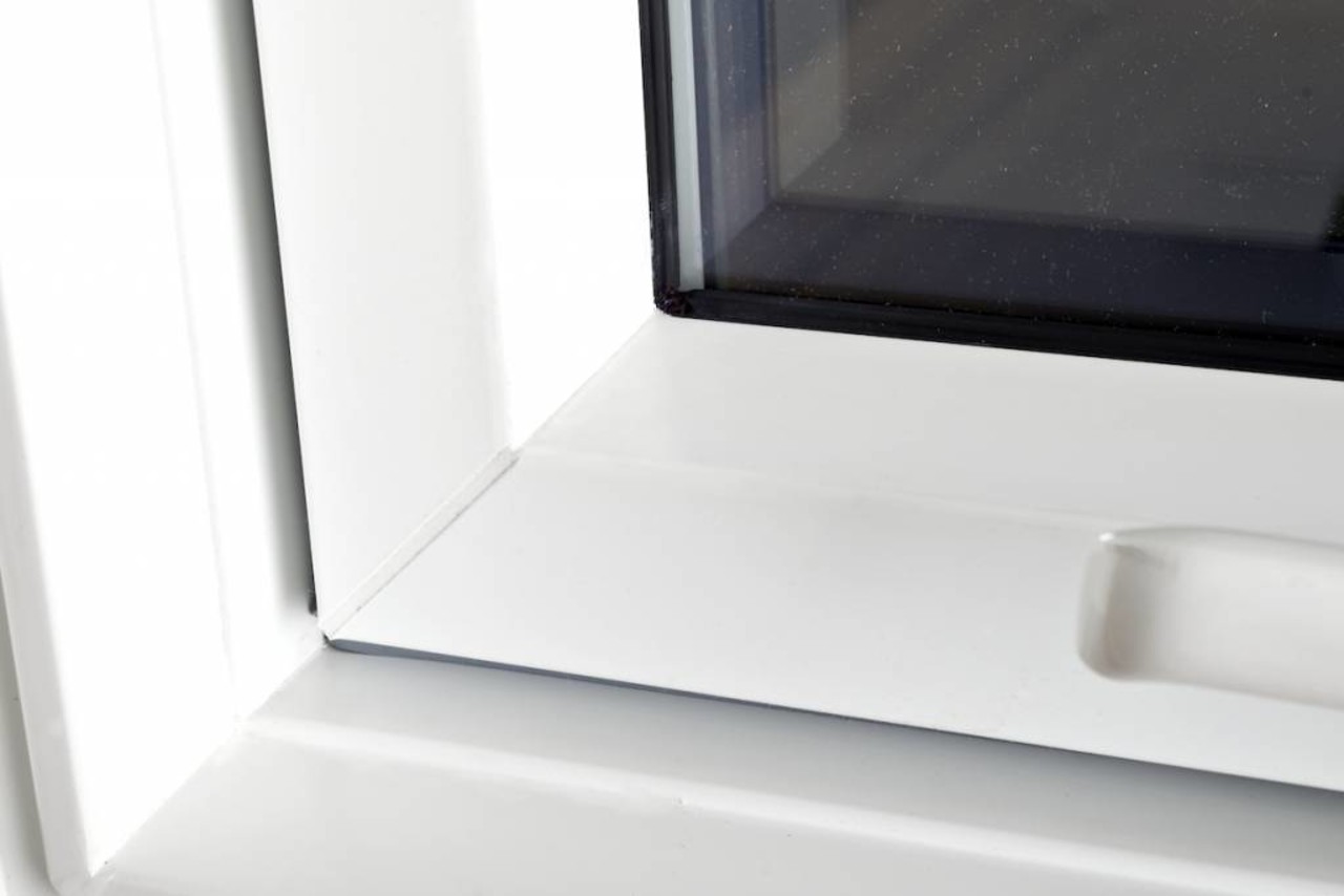 Intura Intura Vista 4P pvc– the best small skylight in Europe