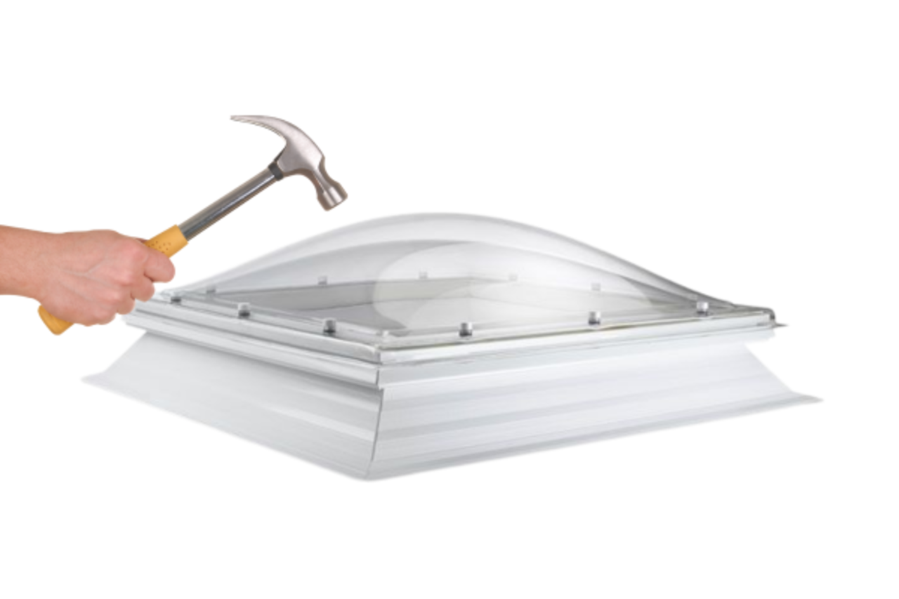 Intura Lichtkoepel glashelder slagvast dubbelwandig polycarbonaat met PVC opstand SUPERDEAL Intura Lichtkoepel glashelder slagvast dubbelwandig polycarbonaat met PVC opstand SUPERDEAL