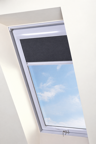 Intura Multistop roller blind with white aluminium frame for plastic skylights